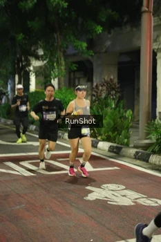 Runner Photo 4209604