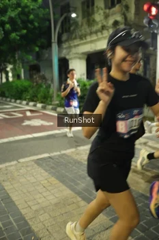 Runner Photo 4209714