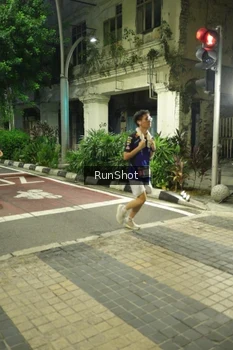 Runner Photo 4209721