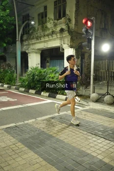 Runner Photo 4209758
