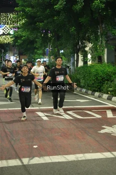 Runner Photo 4209790