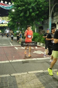Runner Photo 4209836
