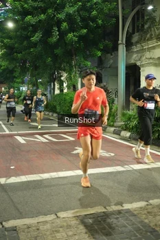 Runner Photo 4209848