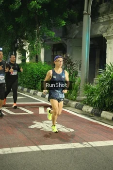 Runner Photo 4209874