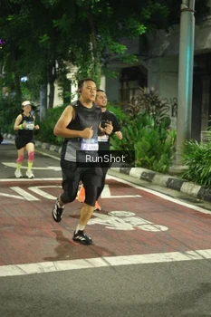 Runner Photo 4209881