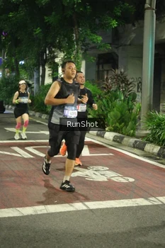 Runner Photo 4209884