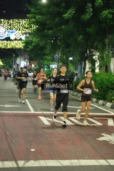 Runner Photo 4209915