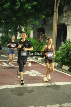 Runner Photo 4209924