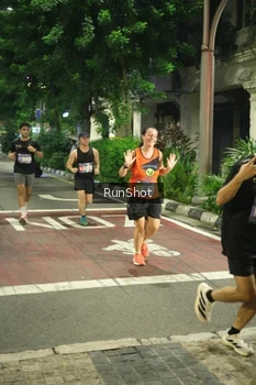 Runner Photo 4209970