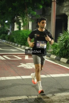 Runner Photo 4210011