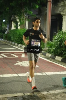 Runner Photo 4210013