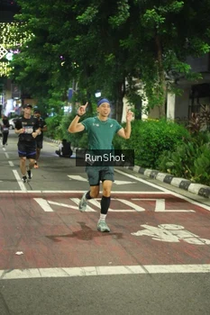 Runner Photo 4210025