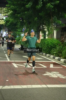 Runner Photo 4210027