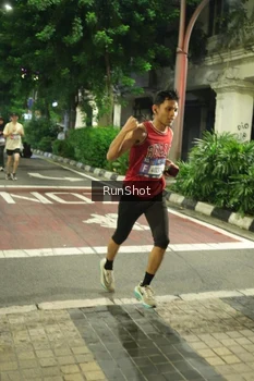 Runner Photo 4210098
