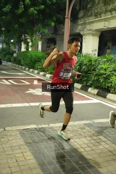 Runner Photo 4210102