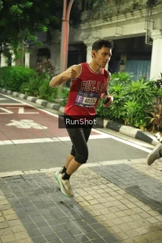Runner Photo 4210108