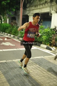 Runner Photo 4210109