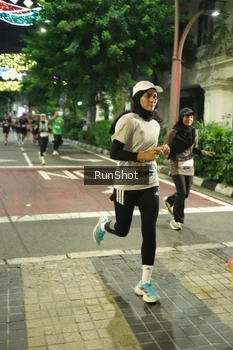 Runner Photo 4210132