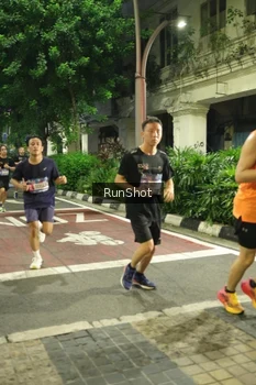 Runner Photo 4210265