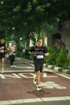 Runner Photo 4210277