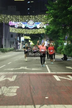 Runner Photo 4210483