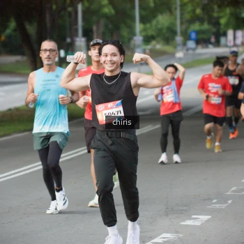 Runner Photo 42105