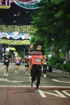 Runner Photo 4210507