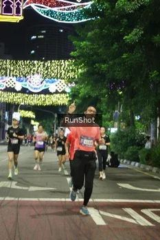 Runner Photo 4210508