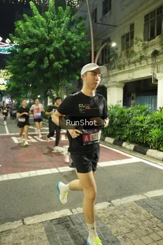 Runner Photo 4210558