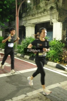 Runner Photo 4210563