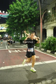 Runner Photo 4210571