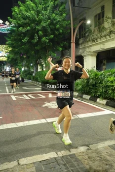 Runner Photo 4210578