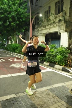 Runner Photo 4210584