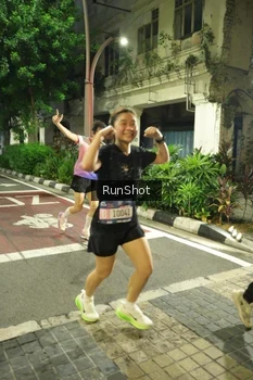 Runner Photo 4210586