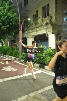 Runner Photo 4210587