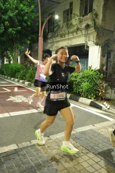 Runner Photo 4210588