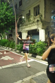 Runner Photo 4210590