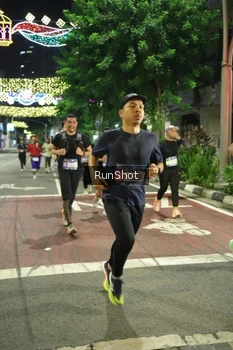 Runner Photo 4210732
