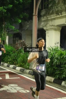 Runner Photo 4210784