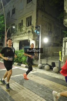 Runner Photo 4210829