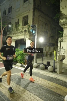 Runner Photo 4210831