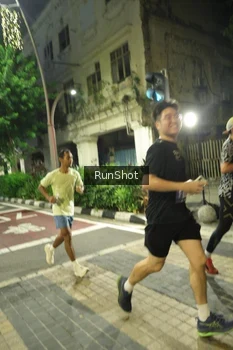 Runner Photo 4210836