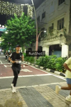 Runner Photo 4210842