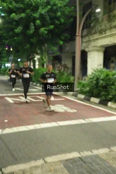 Runner Photo 4210854