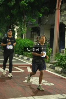 Runner Photo 4210858