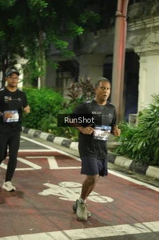Runner Photo 4210860
