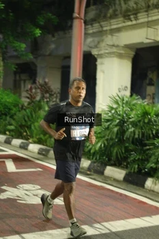 Runner Photo 4210862