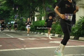Runner Photo 4210917