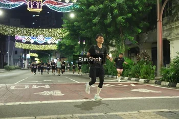 Runner Photo 4210918