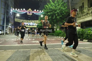 Runner Photo 4210924